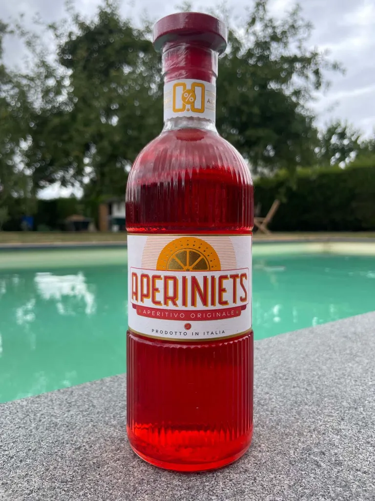 aperiniets piscine .webp